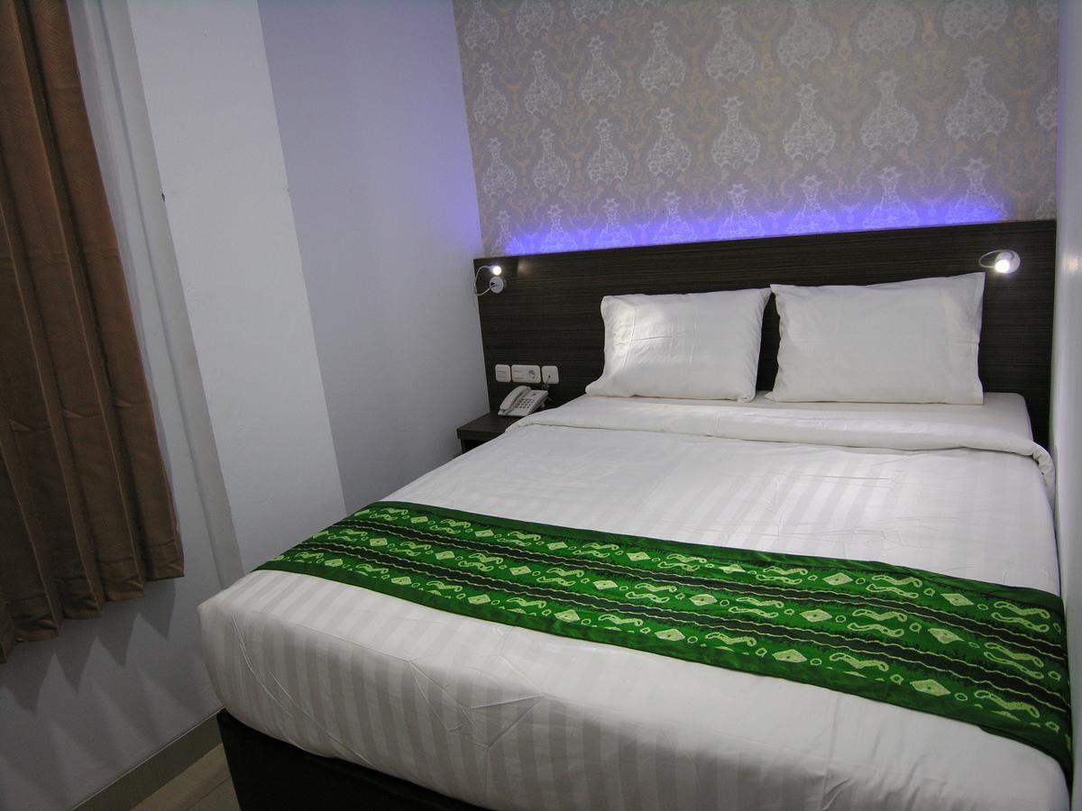 Hotel Delima Banjarmasin (South Kalimantan) Exterior foto